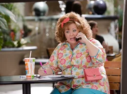 Melissa McCarthy als Diana