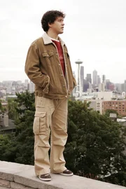 George (T.R. Knight) genießt seinen freien Tag ...