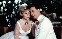 L-R: Regine Roeders (Waltraud Haas), Dr. Ulrich Hansen (Peter Alexander)
