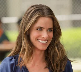 Amanda Peet (Trish Patterson).