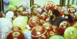 Die beiden schlagkr&auml;ftigen Haudegen Kid (Terence Hill, l.) und Ben (Bud Spencer, r.) versuchen zwar oft, sich gegenseitig auszutricksen - im Grunde aber sind und bleiben sie zwei unzertrennliche Freunde ...
