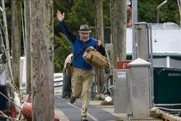 Stu Preissler (Steve Martin)