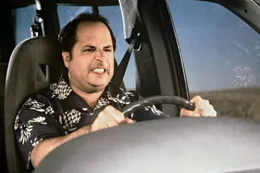 F&uuml;r Randy Pear (Jon Lovitz) geht es um alles oder nichts. Verbissen riskiert er Kopf und Kragen, um den Jackpott zu kassieren ...