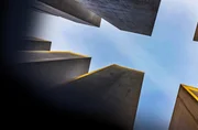 Das Holocaust-Denkmal Berlin: Die Entstehung eines Mahnmals Holocaust Denkmal Berlin - Keyvisual