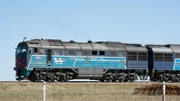 Güterzug in der mongolischen Steppe. Güterzug in der mongolischen Steppe.