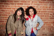 v.li: Abbi Abrams (Abbi Jacobson), Ilana Wexler (Ilana Glazer)