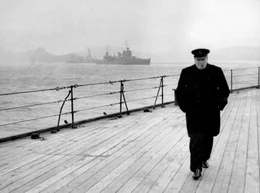 Churchill auf einem Schiff - 1941
