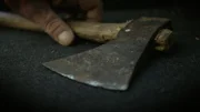 Mit einer solchen Axt t&ouml;tete der T&auml;ter seine Frau.