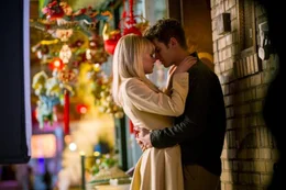 Peter Parkers (Andrew Garfield) Doppelleben stellt die Beziehung zu seiner Freundin Gwen (Emma Stone) auf eine harte Zerrei&szlig;probe.