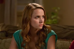 Kann sie den Todesreigen unterbrechen? Lori (Shantel VanSanten) ...