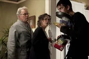 L-R: Uncle Ben (Martin Sheen), Aunt May (Sally Field) und  Peter Parker (Andrew Garfield)