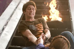 Seitdem der Tod Nick O'Bannon (Bobby Campo) und seine Freunde ins Visier genommen hat, helfen nicht einmal dessen Visionen, um dem Sterben Einhalt zu gebieten ...