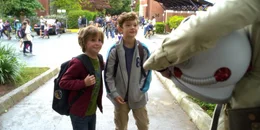 L-R: Auggie (Jacob Tremblay) und Jack Will (Noah Jupe)