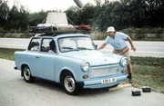 Go, Trabi, Go: Rita (Marie Gruber, l.) und Udo (Wolfgang Stumph, r.) ...