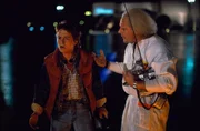 L-R: Marty McFly (Michael J. Fox) und Dr. Emmett Brown (Christopher Lloyd)