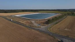 Das Wasserreservoir in Mauz&eacute;-sur-le-Mignon