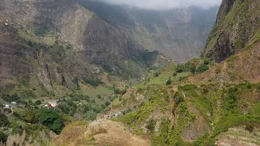 Das Paul-Tal auf der Kapverden-Insel Santo Ant&atilde;o ist mit seinen steilen Wegen ist ein Paradies f&uuml;r Wanderer aus der ganzen Welt.