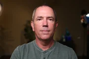 Mark Morris, Christina’s Vater. Mark Morris, Christina’s Vater.