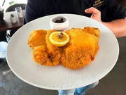 Nahaufnahme des Wiener Schnitzel