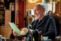 Harlan Thrombey (Christopher Plummer)