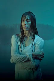 Cora Tannetti (Jessica Biel).