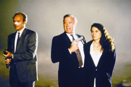 Kevin Tighe (Lyman, mitte), Mel Harris (Tracy).