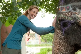 In Indien entdeckt Liz (Julia Roberts) ihre Spiritualit&auml;t und w&auml;chst &uuml;ber sich hinaus.