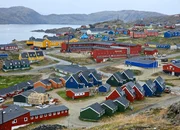 Tasiilaq - der größte Ort an der Küste Ost-Grönlands