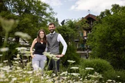 Magdalena und David - Familie Kessler während ServusTV's "Österreichische Hotellegenden – Traditionshäuser in Familienhand" im Naturhotel Chesa Valisa, Hirschegg, Steiermark, Österreich, am 14.06.2023.
