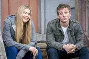 Kate Miner (Tami Tamietti), Jeremy Allen White (Philip/Lip Gallagher). Kate Miner (Tami Tamietti), Jeremy Allen White (Philip/Lip Gallagher).
