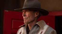 Mike Milo (Clint Eastwood)