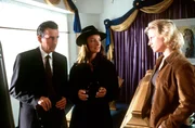 (v.li.): Johannes Silberschneider (Rahner), Isabel Karajan (Frau Terhagen), Kristina Sprenger (Karin Kofler). (v.li.): Johannes Silberschneider (Rahner), Isabel Karajan (Frau Terhagen), Kristina Sprenger (Karin Kofler).