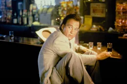 James Belushi (Mike Dooley).