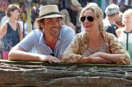 Hat Liz (Julia Roberts, r.) in dem Brasilianer Felipe (Javier Bardem, l.) die wahre Liebe gefunden?; Hat Liz (Julia Roberts, r.) in dem Brasilianer Felipe (Javier Bardem, l.) die wahre Liebe gefunden?
