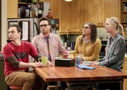 Erinnern sich an die Tage, als ein Bitcoin nichts wert war: Sheldon (Jim Parsons, l.), Leonard (Johnny Galecki, 2.v.l.), Amy (Mayim Bialik, 2.v.r.) und Penny (Kaley Cuoco, r.) ...