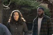 Grace Stone (Athena Karkanis, l.); Tarik (Warner Miller, r.)