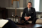 Durch die Scheidung seines Bruders und den Weggang von Mike werden bei Harvey (Gabriel Macht) alte Wunden aufgerissen. Er kämpf mit Verlustängsten und denkt darüber nach, professionelle Hilfe in Anspruch zu nehmen.