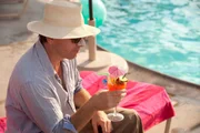 F&uuml;r Dr. Cal Lightman (Tim Roth) geht es seit langen nochmal in den Urlaub. Doch die Entspannung h&auml;lt nur kurz an, denn er wird von der amerikanischen Botschaft in Mexiko um Hilfe gebeten.