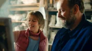Maria (Karin Viard) lernt den Hausmeister Hubert (Gr&eacute;gory Gadebois) kennen, der die Akademie in- und auswendig kennt.