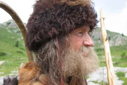 &Ouml;tzi (Stefan Krischke) ist der ber&uuml;hmteste pr&auml;historische Alpenbewohner.