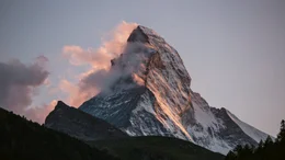 Das Matterhorn ist wegen seiner markanten Form und seiner Besteigungstrag&ouml;dien einer der bekanntesten Berge der Welt.