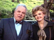 Jessica (Angela Lansbury) und Seth (William Windom) besuchen Williams Verwandtschaft.