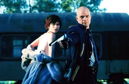 Als Agent 47 (Timothy Olyphant) Nika (Olga Kurylenko) erledigen soll, ger&auml;t er mitten in eine politische Intrige und muss fortan vor Geheimdiensten fliehen. Mit dem R&uuml;cken zur Wand stehend will der Auftragskiller nun mit aller Macht herausfinden, wer f&uuml;r seine Misere verantwortlich ist.