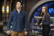 Barry Allen (Grant Gustin, l.); Caitlin Snow (Danielle Panabaker, r.)