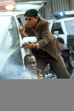 Immer im Einsatz: Die L. A.-Cops Harrigan (Danny Glover, l.) und Danny (Ruben Blades, r.) liefern sich ein hei&szlig;es Feuergefecht mit hemmungslosen Drogendealern ...