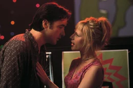 Gibt es noch eine Chance f&uuml;r die Beziehjung von Laura (Iben Hjejle, r.) und Rob (John Cusack, l.)?; Gibt es noch eine Chance f&uuml;r die Beziehjung von Laura (Iben Hjejle, r.) und Rob (John Cusack, l.)?