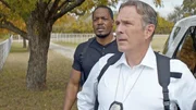 v.l. Det. Tre Millwood (T. C. Stallings), Detective Travis (Todd Terry)