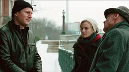 Dr. Martin Harris (Liam Neeson, li.) mit Gina (Diane Kruger) und Ernst J&uuml;rger (Bruno Ganz, re.)