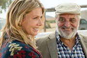 Santiago (Alessandro Bressanello) hat die verletzte und verzweifelte Hannah (Ursula Karven) im Flieger &uuml;berredet, mit auf seine Hacienda zu kommen.