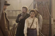 John Brown (Ethan Hawke, M.); Zwiebel (Joshua Caleb Johnson, r.) John Brown (Ethan Hawke, M.); Zwiebel (Joshua Caleb Johnson, r.)